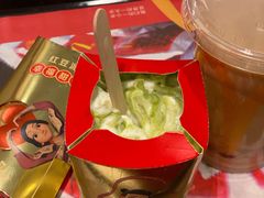 牛油果椰子风味麦旋风-麦当劳(天骄店)
