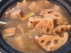 五花肉煲莲藕-万山楼海鲜酒家·二十三年老字号