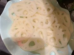 -肖肖酸萝卜鱼火锅(总店)