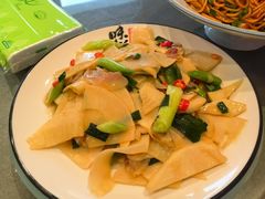 -民间瓦缸煨汤館(嵩山路店)