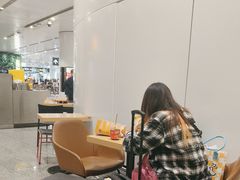 -麦当劳(北京大兴机场二层国内到达(安检外)店)