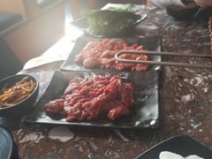 -啊美丽炭火烤肉(滑翔一店)