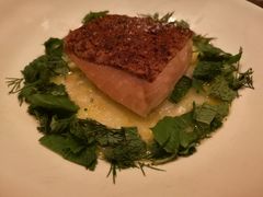 牛肝菌裹烤三文鱼-Mercato莫卡多露台餐厅与酒吧(K11店)