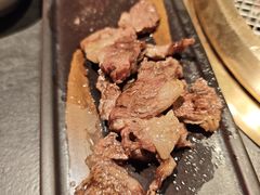 -铭牛烧肉·和牛海鲜自助(高新月牙湖店)