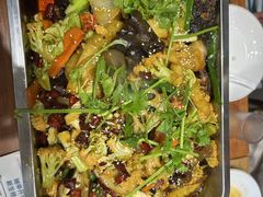 -干老庆贵州留一手烤鱼·地摊火锅(财经大学店)