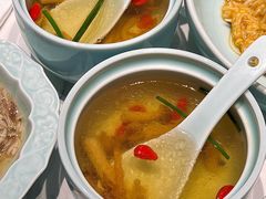 -裕兴记•蟹黄面馆(人民广场店)