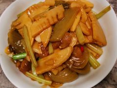 酸菜炒春竹笋-四道菜·福建菜馆(新街口金鹰店)