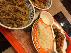 -吉野家(黑牛城道店)