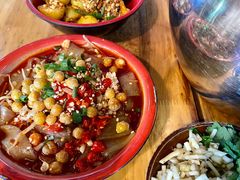 -拐枣巷小串串(财大店)