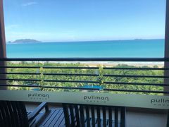 -三亚湾海居铂尔曼度假酒店