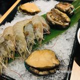 上菜速度也可。吃得我披头散发，就怕亏了肉虽薄