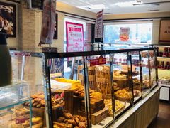 面包甜点陈列柜-味多美蛋糕(亚非大厦店)