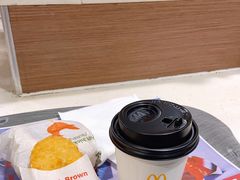 -麦当劳(轻轨曹杨路店)