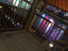 -屋顶顶城市·江景酒店-客房部