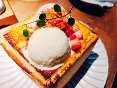 -蜜桃餐厅·伴山(湖滨商业街店)