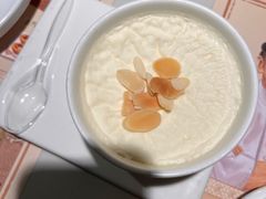 双皮奶-悦满楼·西关名点·湛江名菜(航空综合大厦店)