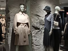 -上海置地广场(南京东路店)