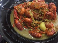 -虾弄弄海派小龙虾·牛羊蝎子火锅