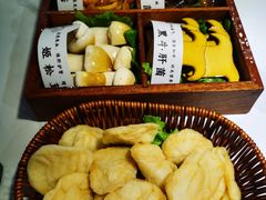 -椰子湾·海南火锅·糟粕醋·椰子鸡(正大广场店)