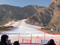 -石京龙滑雪场-停车场