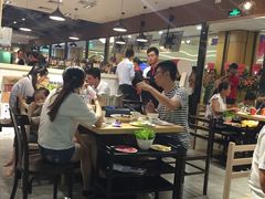 大堂-名门潮牛·鲜牛肉海鲜火锅.烧烤自助餐厅(诚丰广场店)