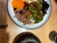 三鲜小锅米线-麦麦山云南菜(复地活力城店)