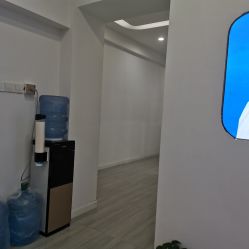 -蕾特恩专业祛痘·皮肤管理