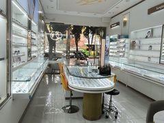 -精视达眼镜•专业儿童配镜中心(学府大道店)