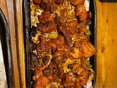 -老东镇啤酒屋海鲜加工·蒸汽海鲜·海鲜烧烤(台东店)