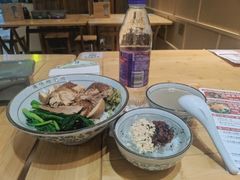 -狮头牌卤味研究所·卤味饭(花城汇南区店)