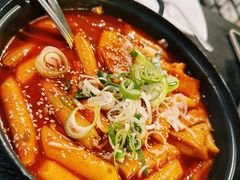 -BHC炸鸡(明洞总店)