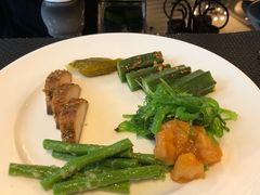 -圣丰索菲特·2 On 988 Café 自助餐厅