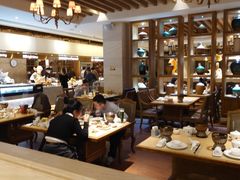 -雍和会海鲜姿造自助(湖东路店)