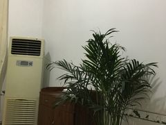 -周老三跷脚牛肉·全牛火锅(非遗传承店)