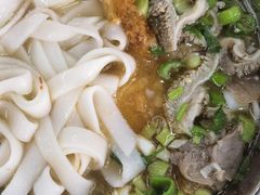 -遵义虾子张六羊肉粉(金码头店)