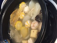 -东椰·海南椰子鸡火锅(朝阳门店)