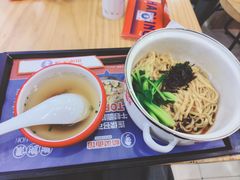 -哈灵面馆(宁波路店)