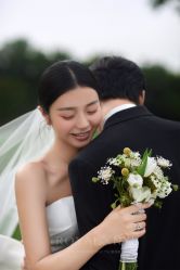 点击看大图 -挪娅婚纱摄影皇家会所