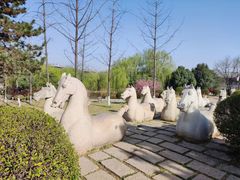 -鹦鹉寺公园