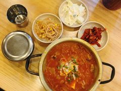 猪颈肉泡菜汤-金北顺大锅家(신사본점)