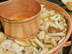 -菌自由丨野生菌火锅特色庭院餐厅(丽江古城店)