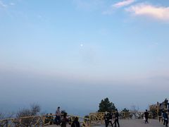 -鬼笑石后山停车场