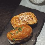 咬一口的寿司幸福