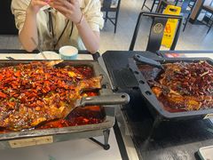 -江边城外烤全鱼(世茂广场店)