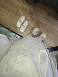 -香港倾城国际·美容美体中心