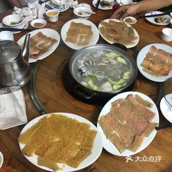 杜龙火锅公园头饮食店