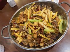 干锅牛蛙-馋嘴蛙火锅