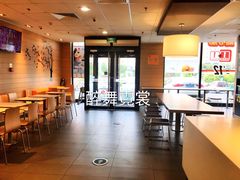 大堂-麦当劳(欧亚卖场店)