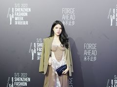 -欢乐海岸椰林沙滩-2025湾区超级灯会