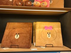 -LINE FRIENDS Garosu-gil Flagship Store